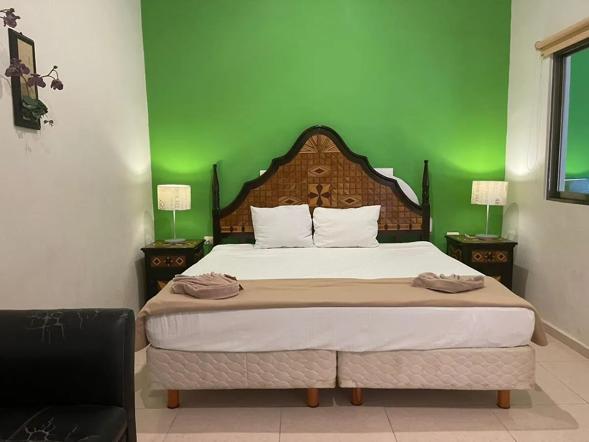 Hotel Mt טולום